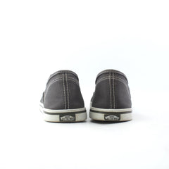 VANS AUTHENTIC