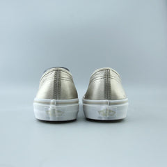 VANS AUTHENTIC