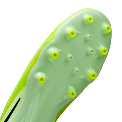 Nike Phantom 6 Low Pro Soccer Cleats