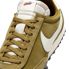 Nike Waffle Racer (Olive Flak/Sail-Coconut Milk-Black)