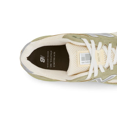 New Balance Made in USA 990v4 (Sage)