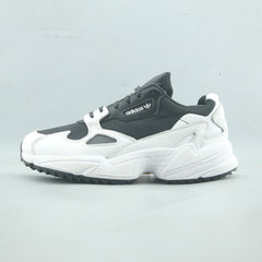 ADIDAS  FALCON
