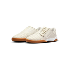 Nike Womens Total 90 (Light Bone/Sail/White/Gum Medium Brown)